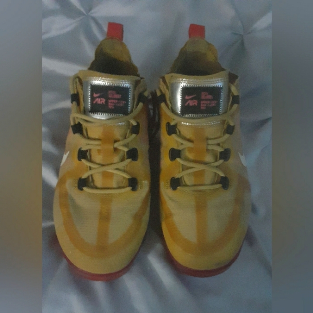 NIKES VAPORMAX 2019